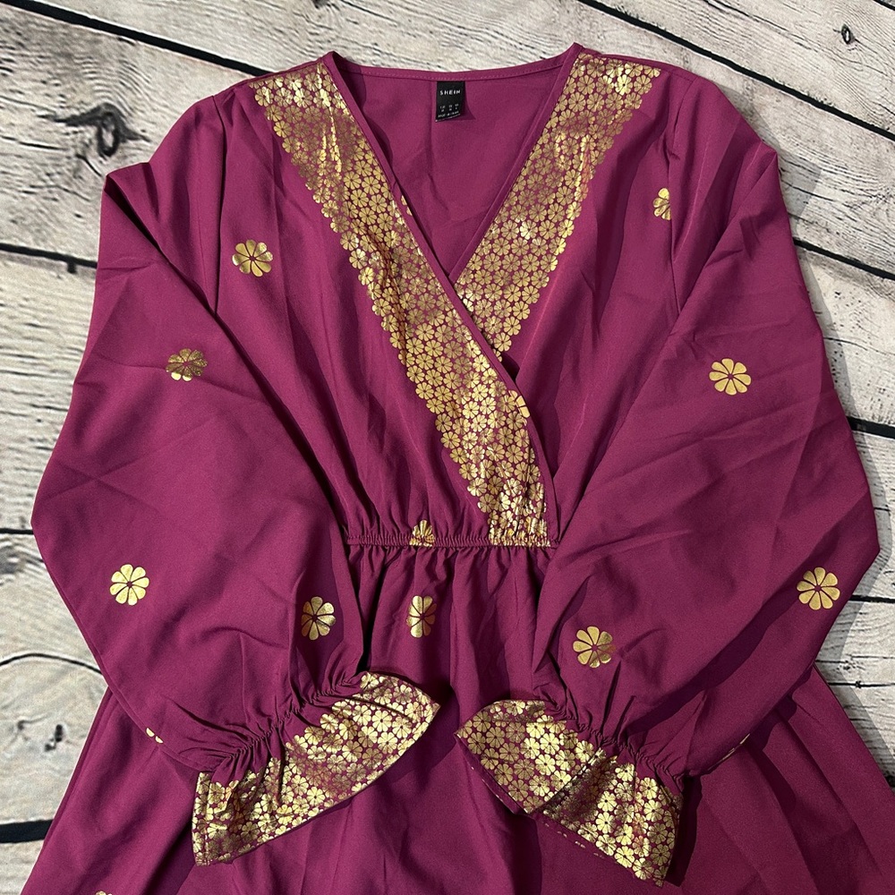 SHEIN Maroon Maxi Dress/Abaya with Gold Floral Accents - Picture 9 of 10